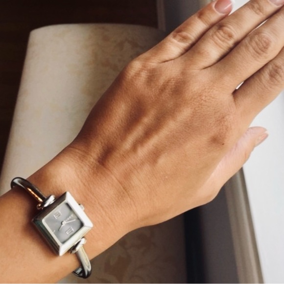 Gucci watch - Picture 2 of 4